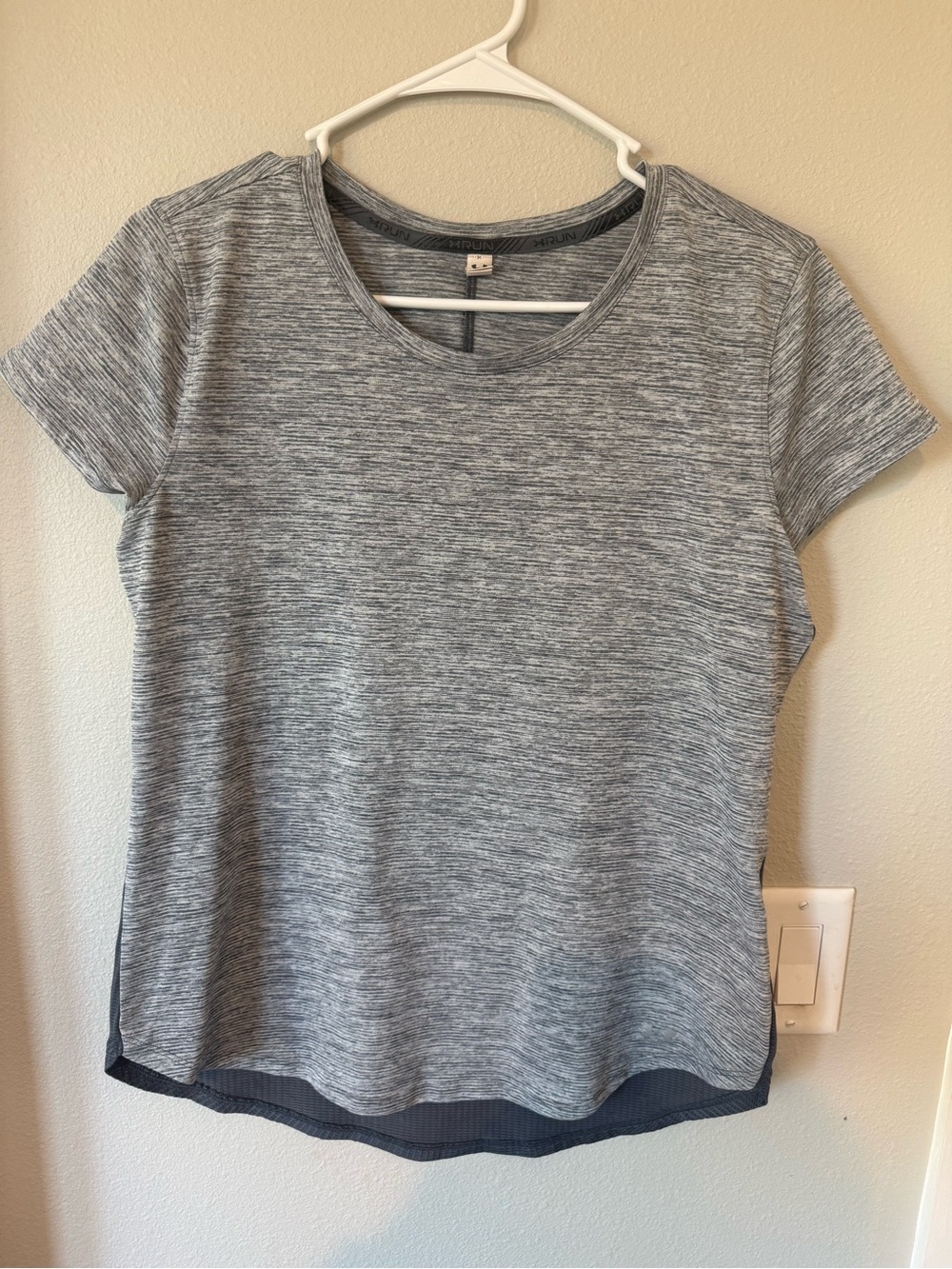 Under Armour Heathered Gray Short Sleeve Performance Tee